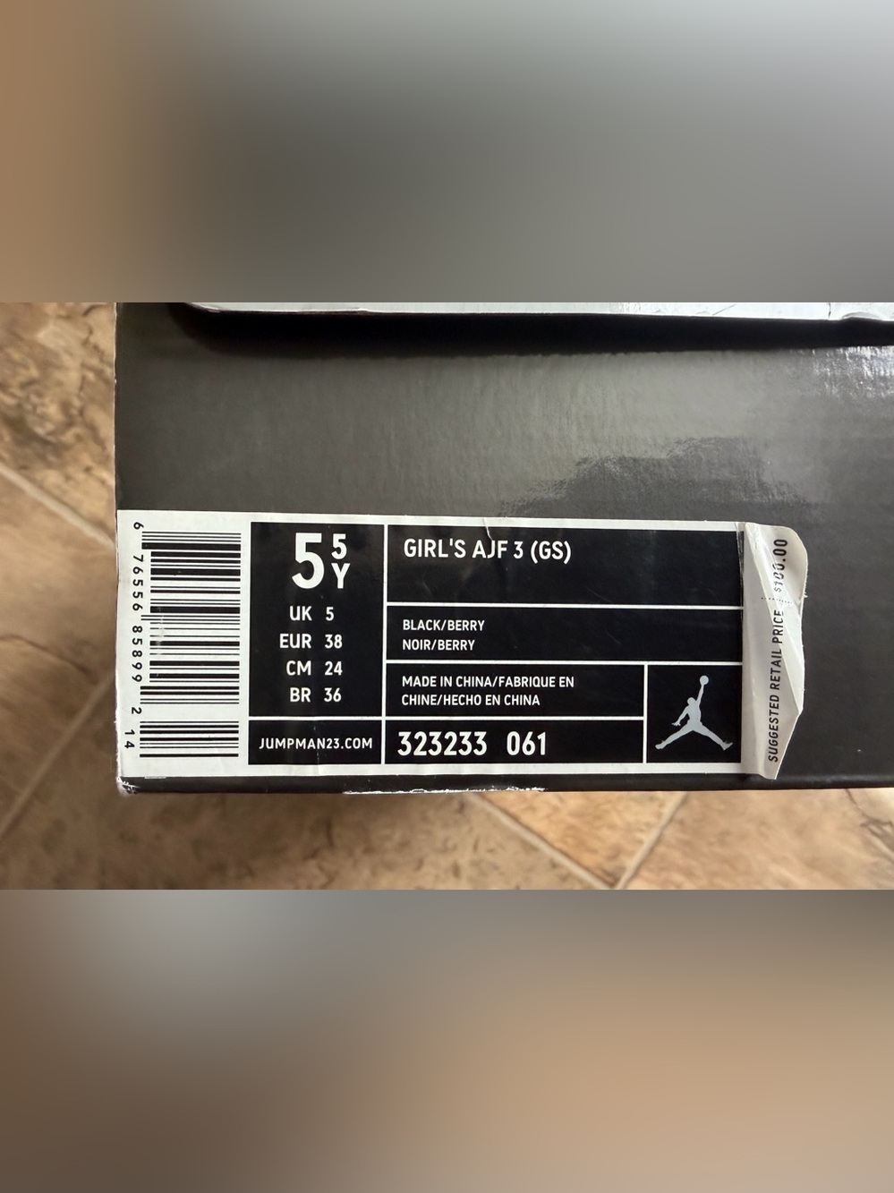 Air Jordan 3 (GS) Retro Black/Berry Sneakers - Picture 12 of 12